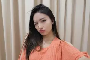 Ini trik supaya fotomu terlihat paripurna seperti Natasha Wilona