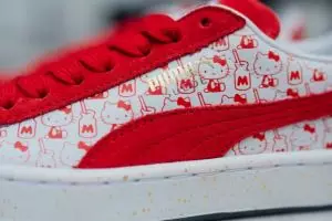 Sepatu berdesain Hello Kitty ini lucunya bikin pengen memiliki