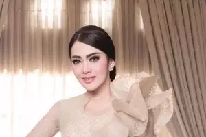 Dicap tak punya etika, tingkah Syahrini jadi pemberitaan media Jerman