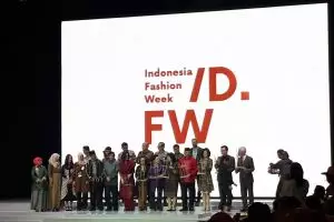 Resmi digelar, Indonesia Fashion Week 2018 angkat 3 destinasi ikonik
