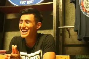 10 Keseharian bintang U-23 Hanif Sjahbandi, bantu anak pengidap kanker