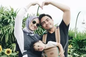 Tak cuma Ayu dan Ditto, 6 pasangan seleb ini dari temen jadi demen