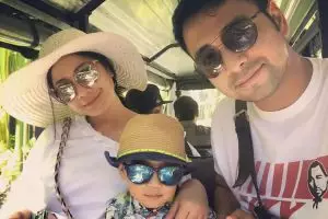 Liburan ke Bali, harga oufit penampilan Nagita Slavina bikin melongo