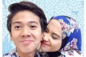 10 Potret akur & kompaknya Iqbaal Ramadhan dengan kakaknya yang cantik