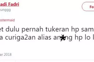 10 Cuitan kocak 'bodoh karena cinta' ini bikin nyengir ingat masa lalu