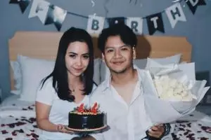 Sebulan lebih menikah, istri Ilham SM*SH umumkan kehamilannya