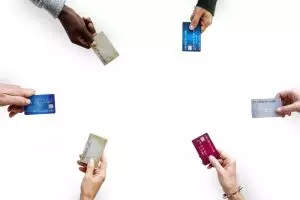 Iuran tahunan rendah, 5 kartu kredit ini pas buat kamu yang pemula