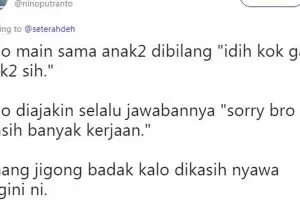 10 Cuitan kocak 'susahnya jadi orang Indonesia', apa-apa salah deh 