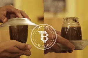 Kedai Kopi Walik, sensasi ngopi gelas terbalik ala nenek moyang