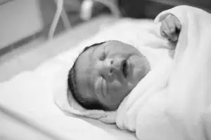 10 Potret Shafiyyah, bayi perempuan Shireen Sungkar yang baru lahir