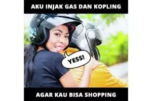 10 Meme 'kehidupan anak motor' ini bikin yang murung jadi senyum lebar
