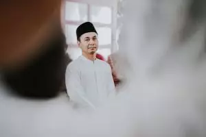 Jelang menikah, begini 10 momen haru pengajian Raditya Dika