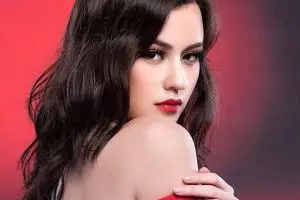 Tak malu pamer wajah tanpa makeup, Kimberly Ryder banjir pujian