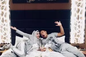 Dua bulan menikah, Vicky Prasetyo umumkan kehamilan Angel Lelga