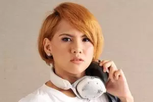 Sering ditanya soal jakun, Evelyn Nada Anjani beri jawaban menohok