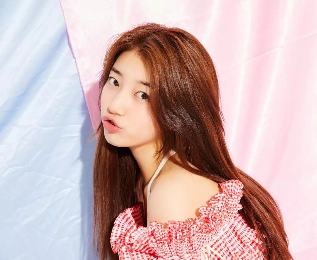 10 Potret ini bukti Bae Suzy tetap cantik memesona dalam pose konyol