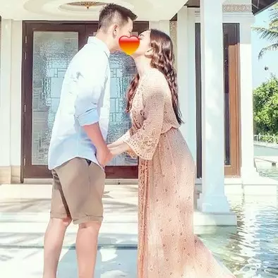 Rayakan 7 tahun menikah, Shandy Aulia pamer 10 pose mesra bareng suami