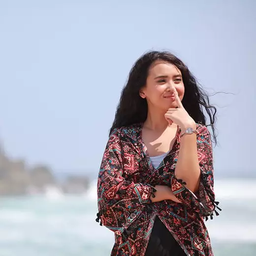 Potret cantiknya Ayushita di film terbaru The Gift ini curi perhatian