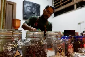 Pernah alami obesitas, pria ini sukses kenalkan diet kopi hitam