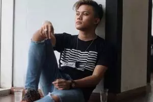 Orangtuanya di ambang perceraian, begini reaksi Rizky Febian 