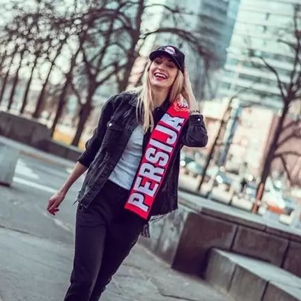 10 Pesona model Polandia yang ngaku fans Persija, seksi pol