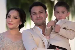 Posting foto bareng Rafathar, wajah Nagita disebut mirip Ayu Ting Ting