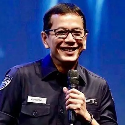 Posting foto zaman dulu, Wishnutama dibilang mirip Bruno Mars