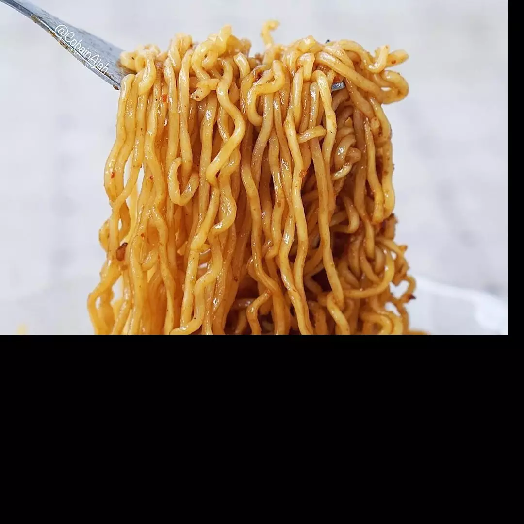 Bisa bikin lemes, 4 jenis makanan ini baiknya dihindari saat sahur