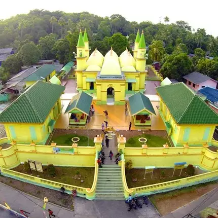 5 Fakta unik Masjid Raya Sultan Riau, dibangun dengan putih telur