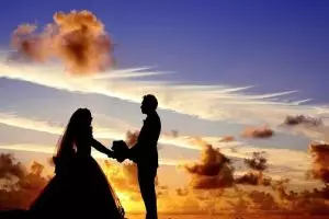 Ternyata punya asuransi jelang menikah sangat penting, ini alasannya