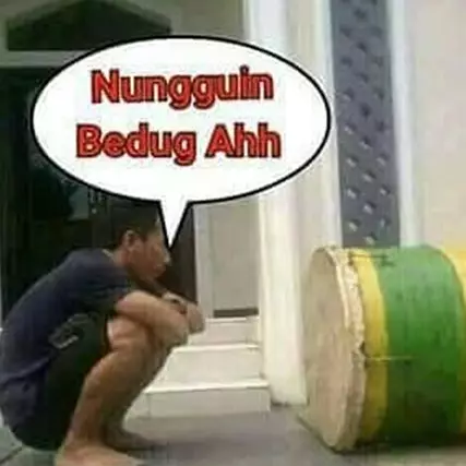 8 Meme kocak menunggu bedug maghrib ini bikin puasa jadi nggak terasa