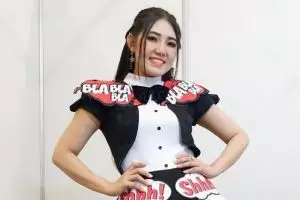 Postingan foto Via Vallen dari akun Ivan Gunawan ini bikin salah fokus