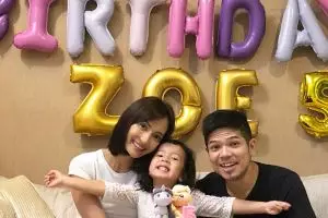 8 Potret ultah Zoe anak Artika Sari Devi & Baim, sederhana tapi meriah