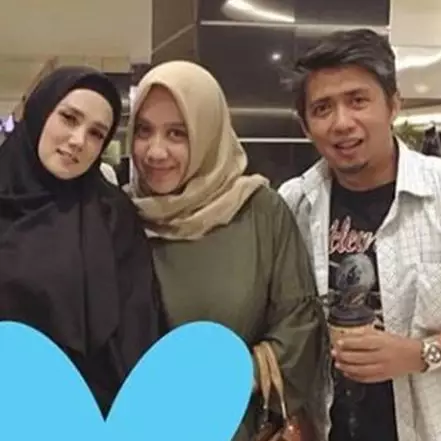 Berbuka puasa bareng mantan suami, begini ungkapan haru Mulan Jameela