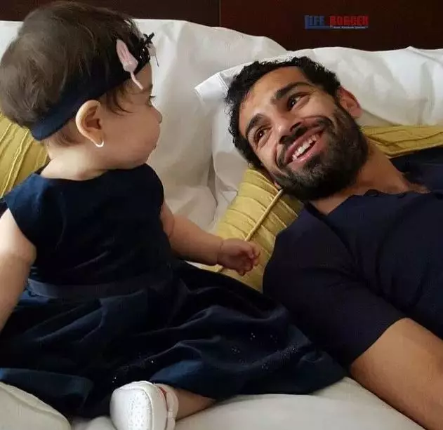 10 Potret ini tunjukkan Mohamed Salah sosok family man