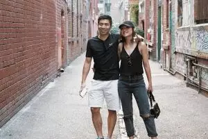 6 Potret kemesraan Lolita Agustine dan pacar yang jarang terekspos 