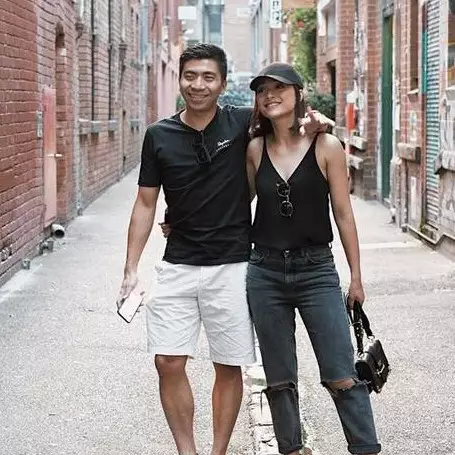 6 Potret kemesraan Lolita Agustine dan pacar yang jarang terekspos 