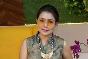 Buka puasa bareng sosialita, penampilan Mayangsari ini curi perhatian