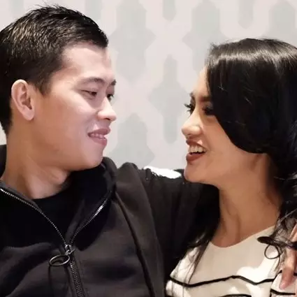 Mendiang suami berulang tahun, begini ungkapan romantis Ririn Ekawati