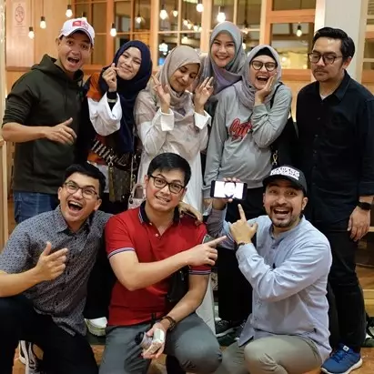 8 Potret kompak Geng Mewah ala Zaskia Mecca, Shireen dan Zeezee Shahab