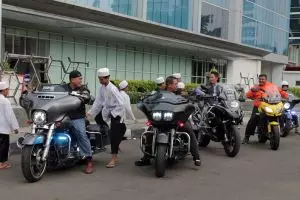 Begini keseruan para anak yatim ngabuburit sambil naik moge   