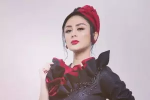 Belanja ke pasar, penampilan Selvi Kitty dibilang niru Sarwendah