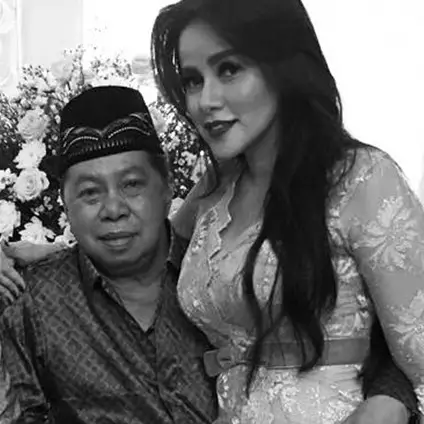 Sempat berjuang melawan sakit, ayah Olla Ramlan meninggal dunia