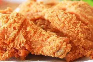 Bukan lapar, alasan perempuan ini beli makanan cepat saji bikin heran