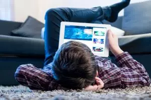 5 Aplikasi ini bisa bantu awasi anak saat bermain ponsel pintar