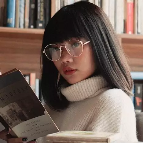 10 Pesona Wendy Walters, selebgram hits sekaligus tunangan Reza Arap