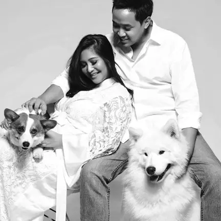 5 Potret maternity Caca Tengker, sederhana tapi penuh makna