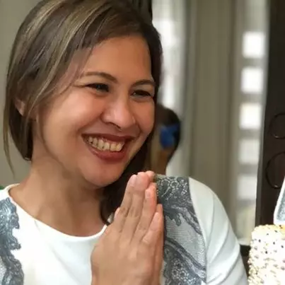 7 Pesona Fifi Karamoy, istri Vincent Rompies yang jarang terekspos