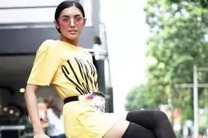 Makin berani, begini 9 gaya hangout Millendaru yang tuai hujatan