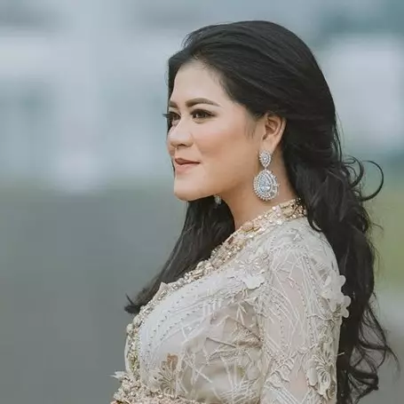 Nggak pede sama badannya, penampilan Kahiyang ini justru tuai pujian